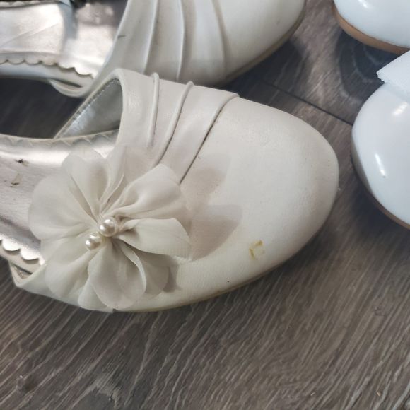 girls shoe lot wedge, heel, and flats..4 pairs of shoes - Picture 6 of 6